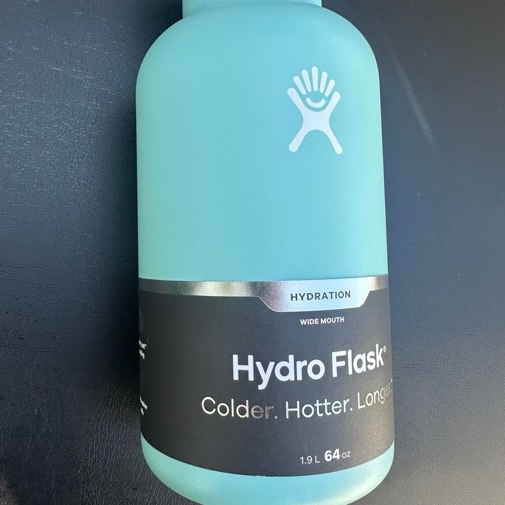 Hydro Flask Alpine 64 Ounce Wide Mouth Flex Cap - Retired Color - Picture 4 of 4